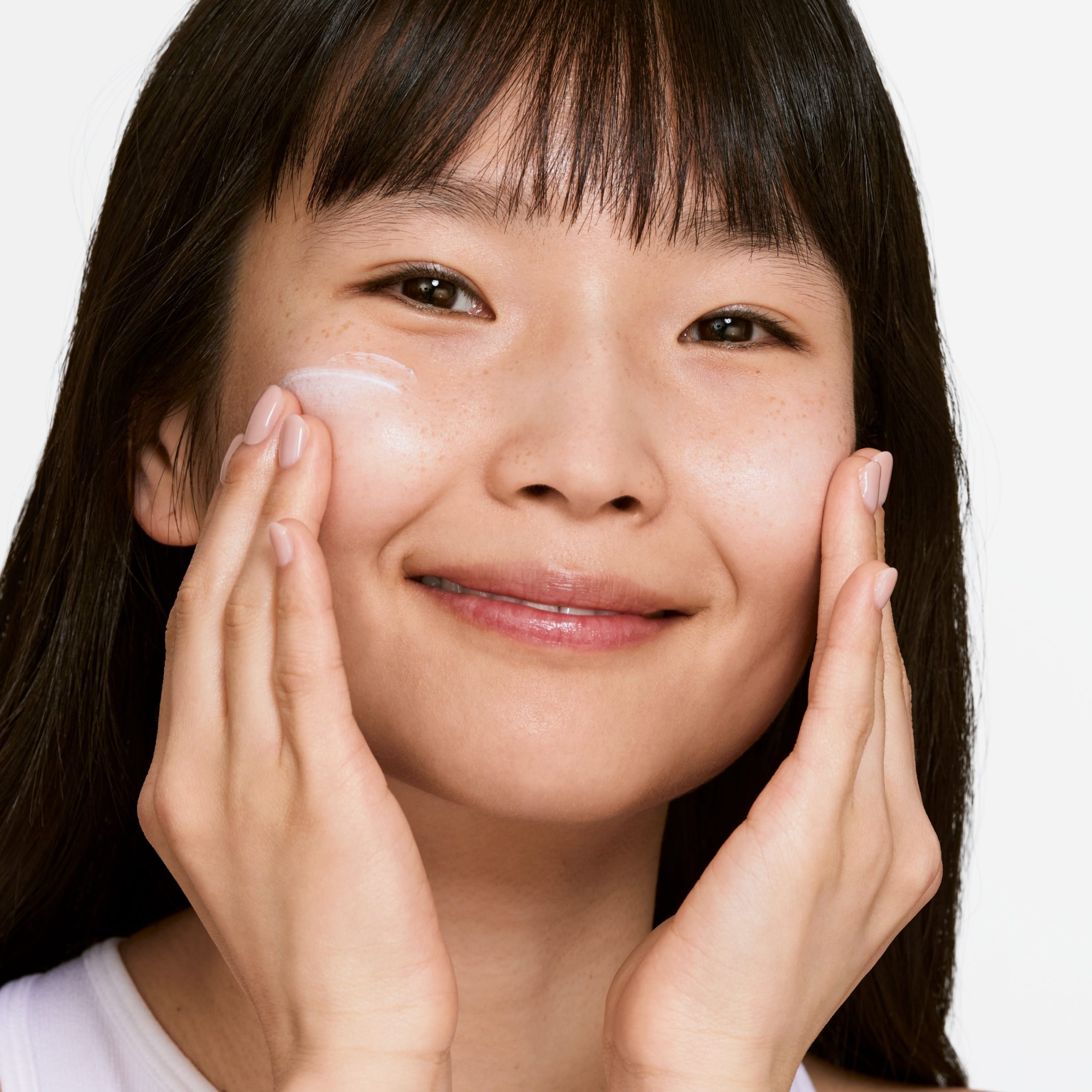 Even Better? Brightening Moisturizer SPF 20 - Image 2