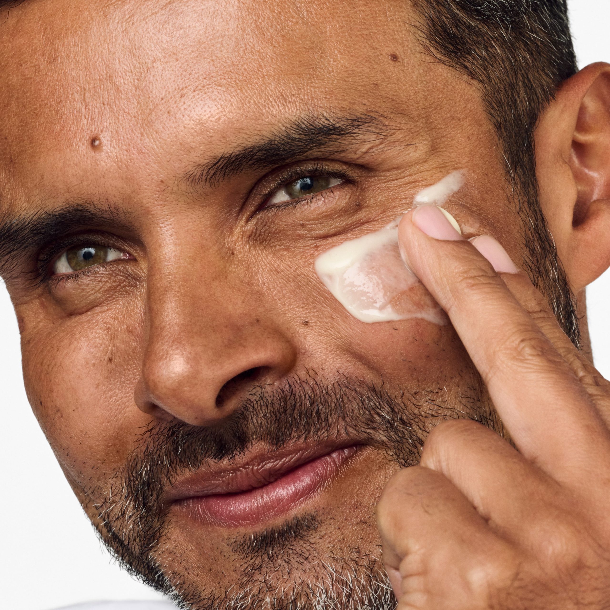 Clinique For Men™ Moisturizing Lotion - Image 2