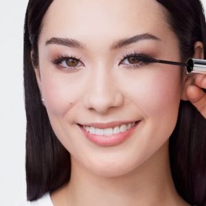 Lash Power? Tubing Mascara Long-Wearing Formula